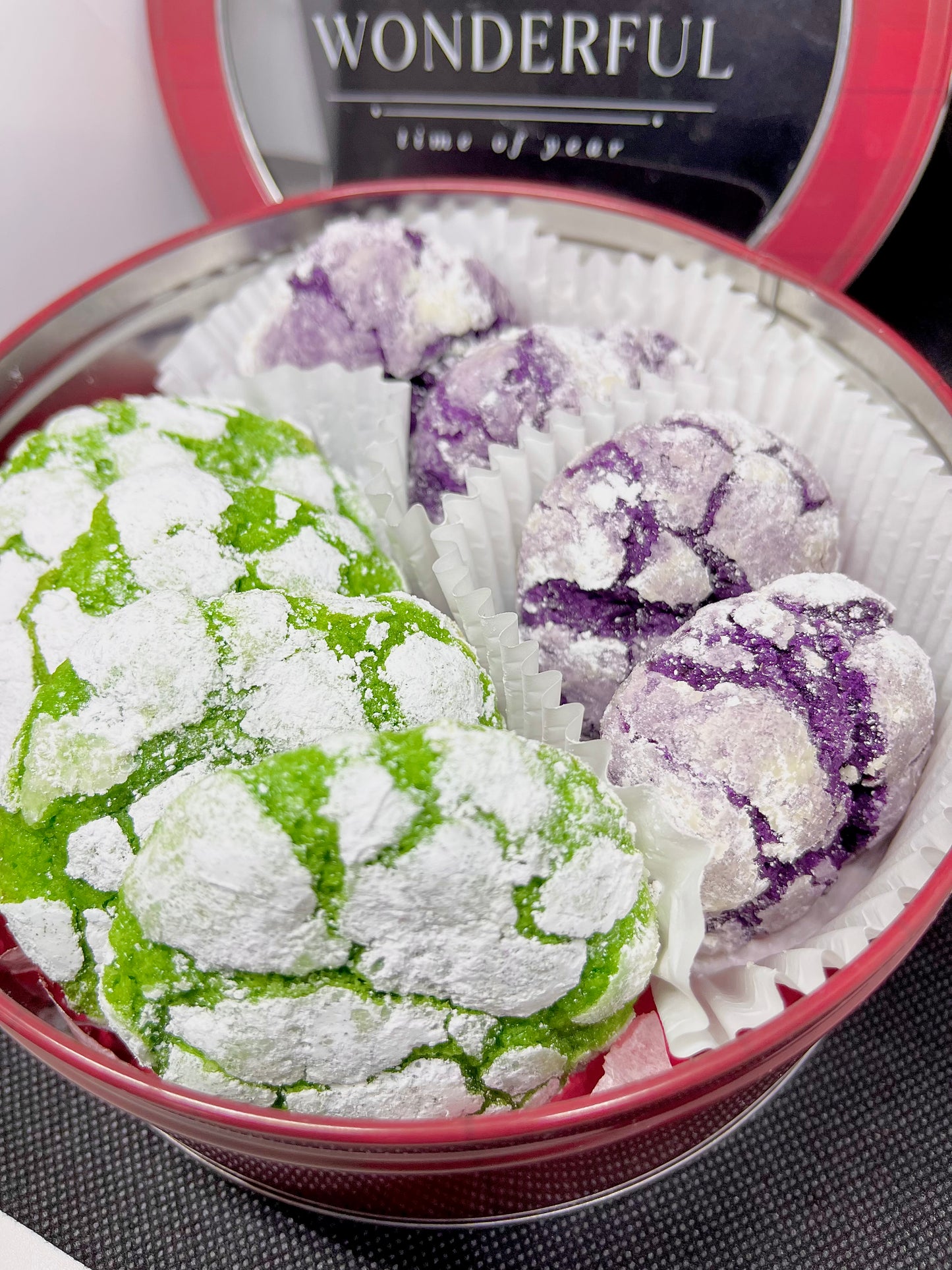 💜💚 Ube & Pandan Crinkle Cookie Box (8 pcs)